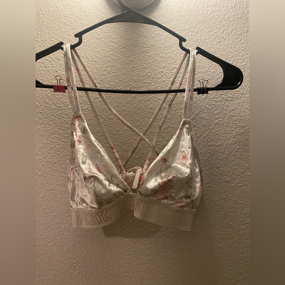 Victoria’s Secret PINK off white floral Velvet Bralette small unlined